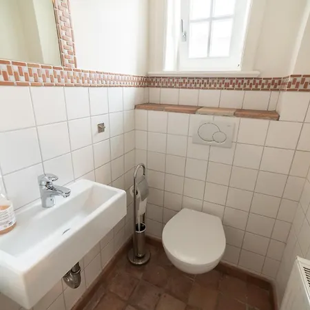 Koje 2 Apartment *